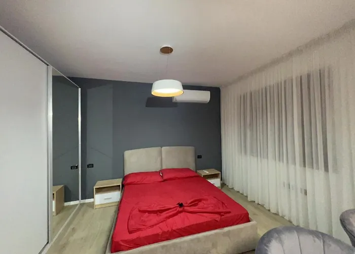Amion In Center Of Apartment *